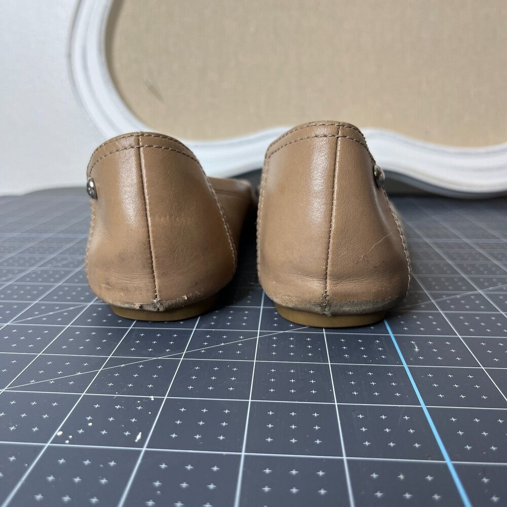2/$100 Coach New York Chelsea Tan Leather Silver Metallic Cap Toe Flats - Picture 14 of 14